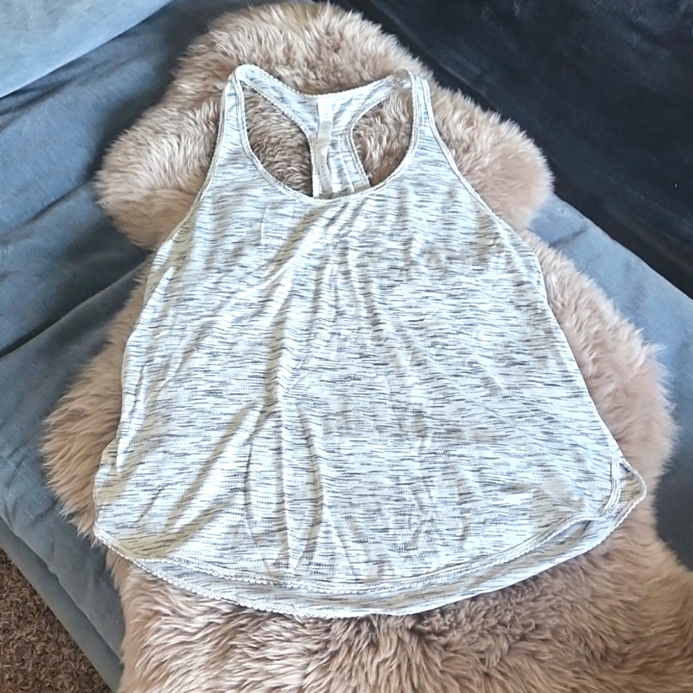 Lululemon tank